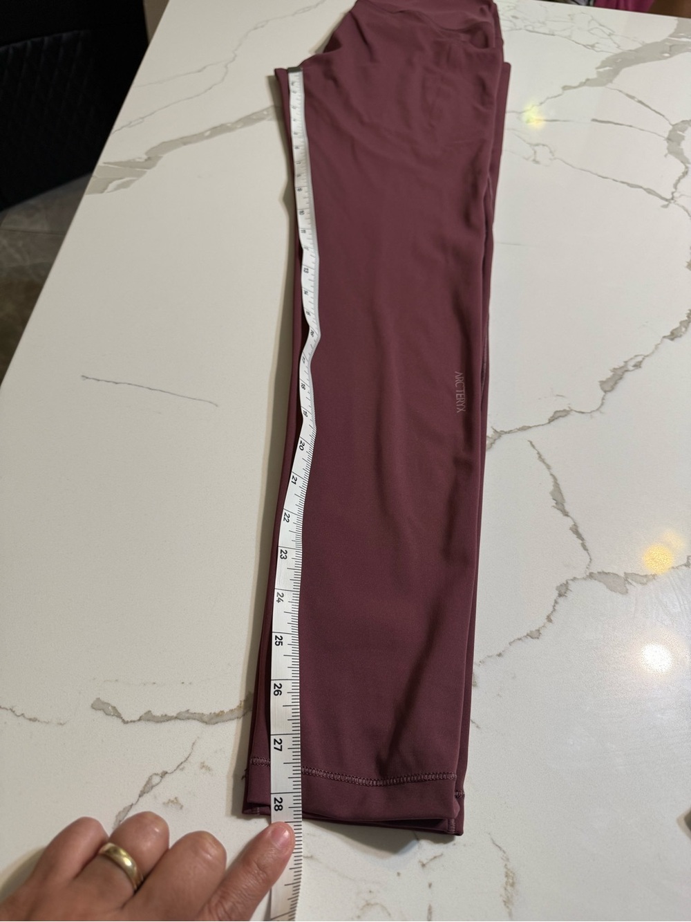 arcteryx High-Waist Women’s Leggings - Mauve - Picture 5 of 8